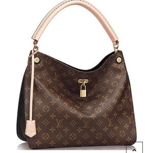 AUTHENTIC LOUIS VUITTON BAG - Only used once & in great condition